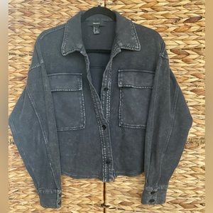 Button up cropped long sleeve heavyweight shirt